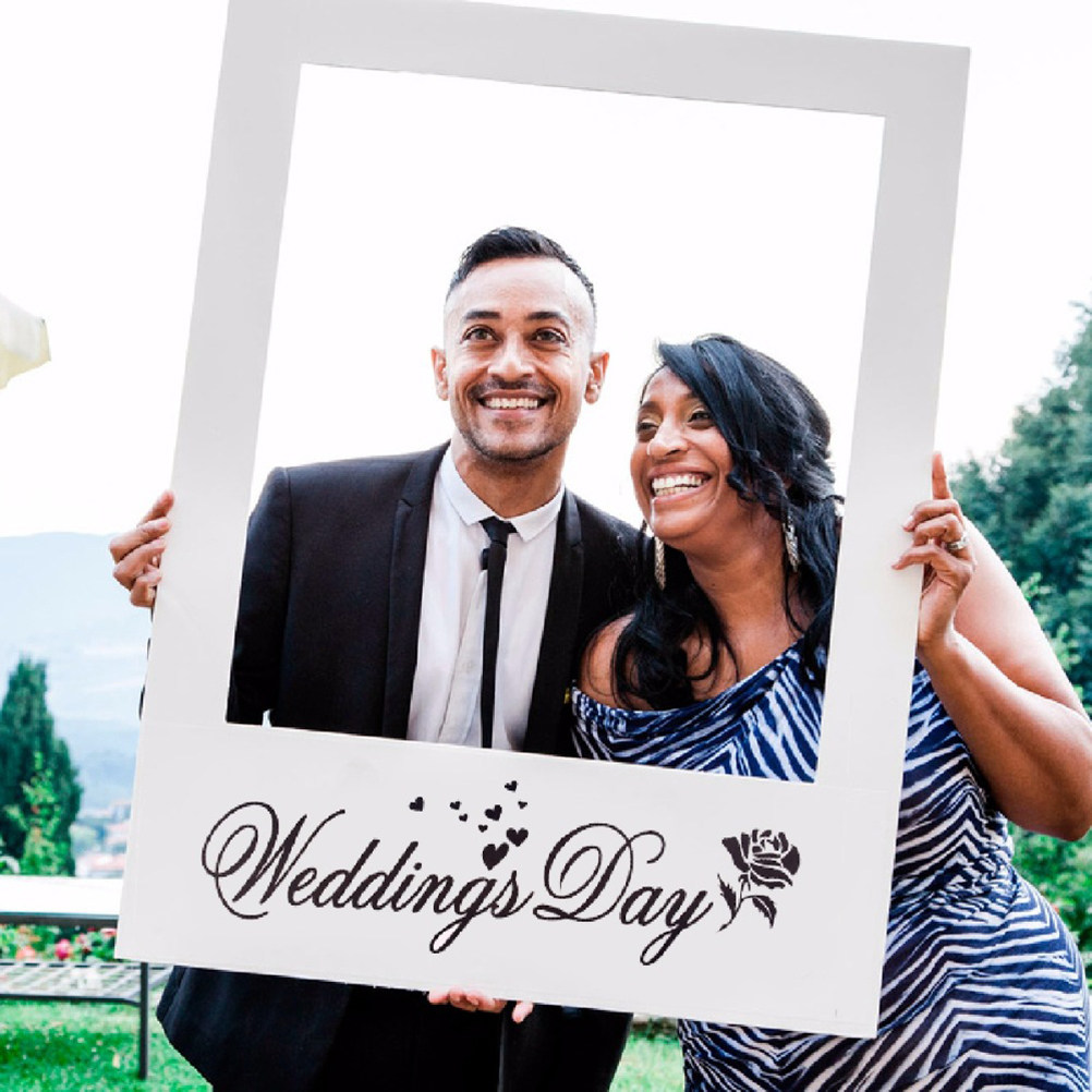 結婚式の日のフォトフレーム DIYフォトプロップス クリエイ - Photo Booth Frame のレビューと価格