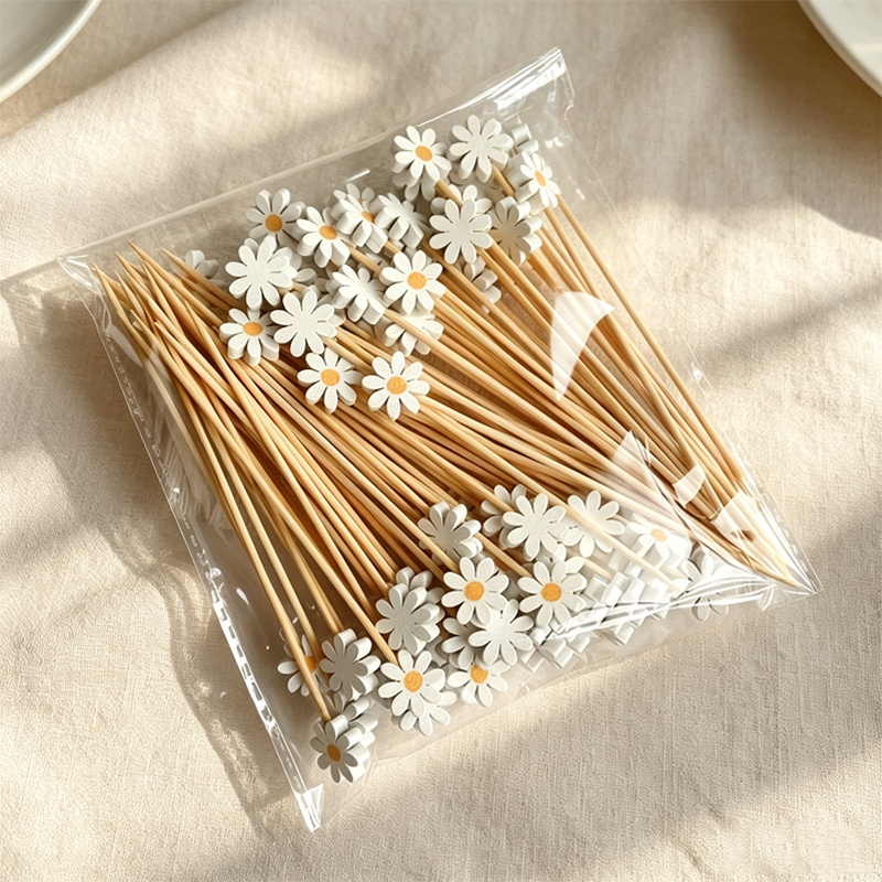 50個入り デイジーフラワーデコレーション、竹製スティック、 - Centerpiece Stick のレビューと価格